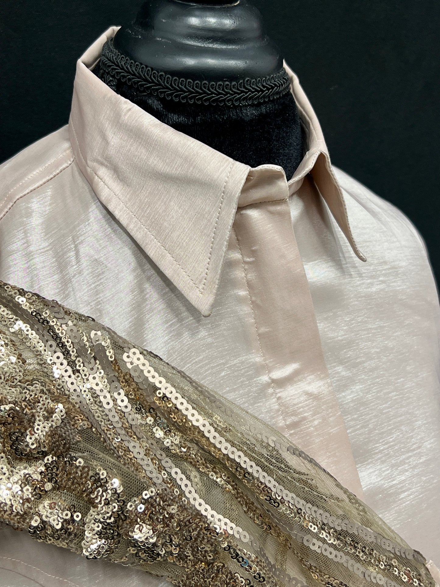 Stretch Taffeta Champagne Lace Sleeves