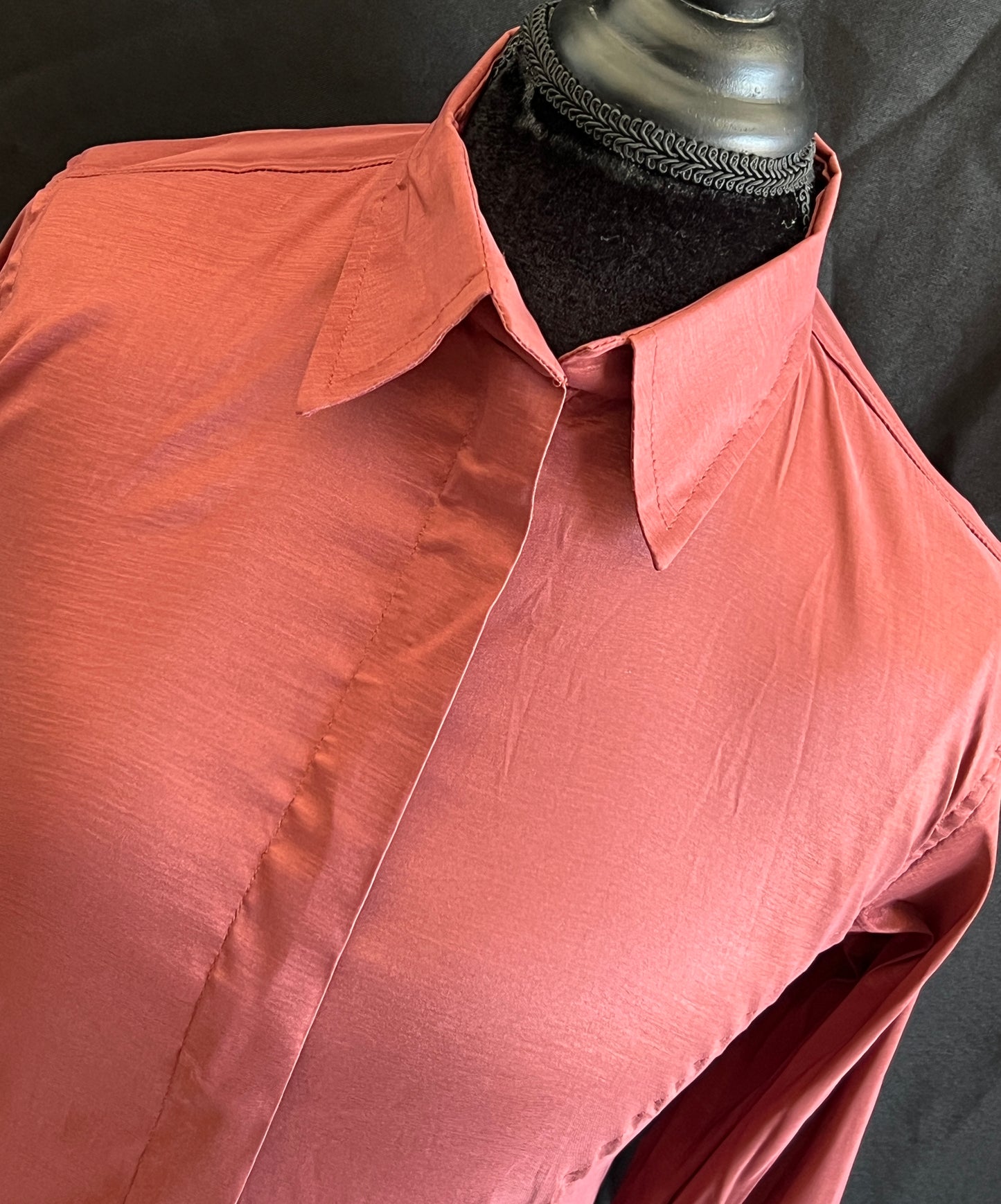 Stretch Taffeta Garnet Rose