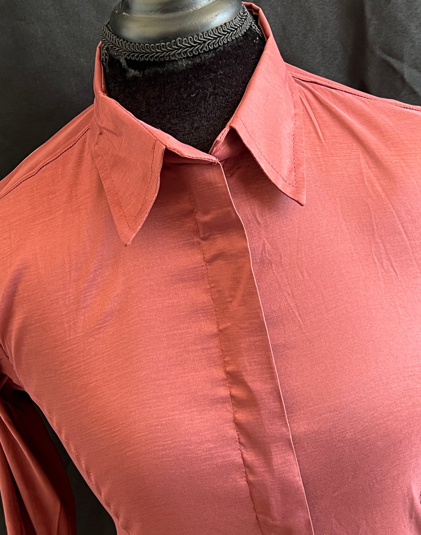 Stretch Taffeta Garnet Rose