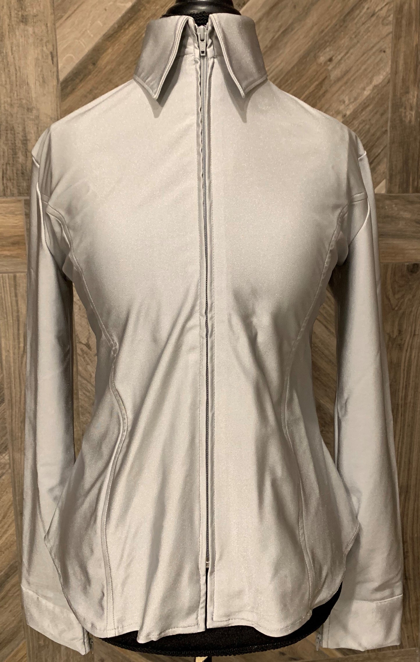 SS Silver Zip Up - Show Stoppin'