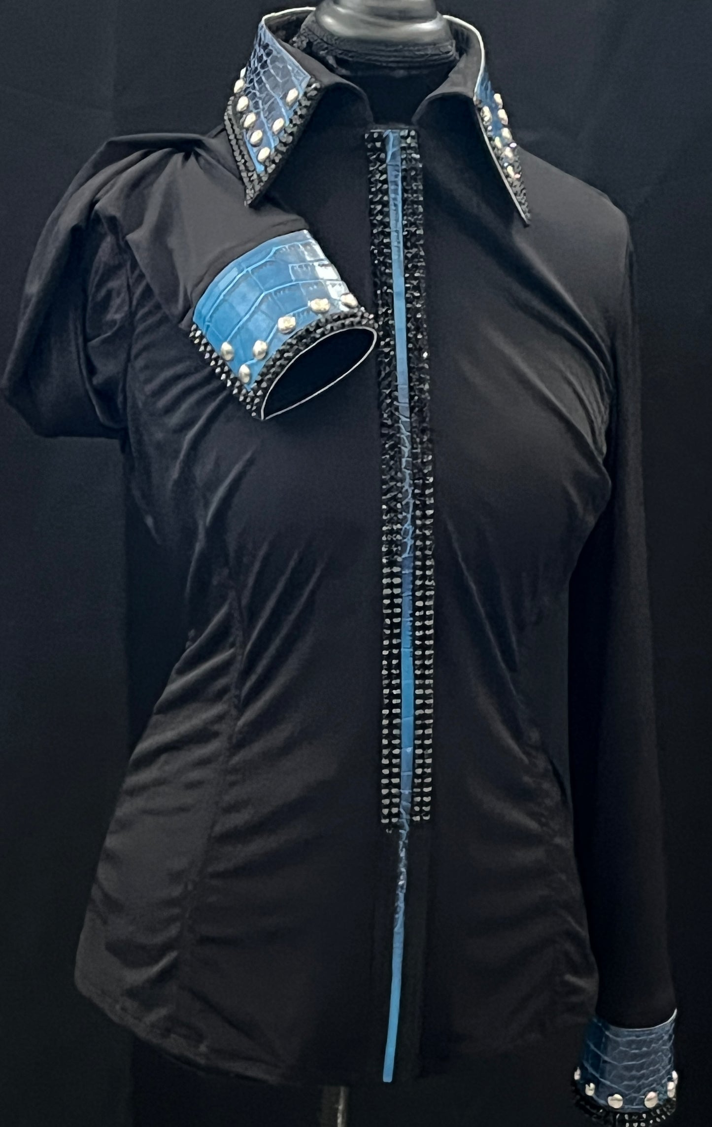 Large Black and Blue Hidden Zipper Light Weight Fitted Shirt